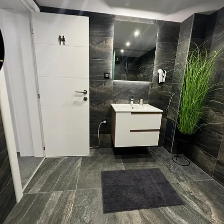 بيت ضيافة B&B Rooms