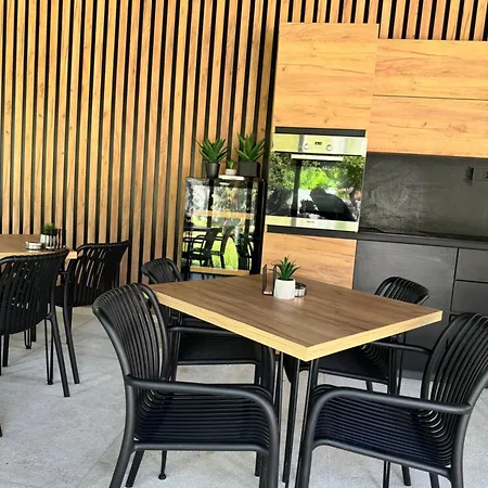 بيت ضيافة B&B Rooms Zgorigrad