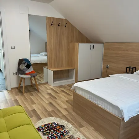 بيت ضيافة B&B Rooms