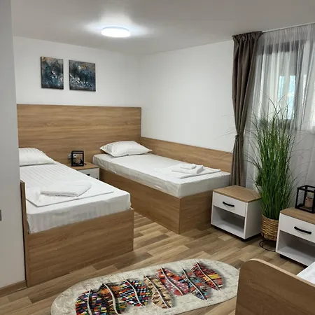 B&B Rooms *