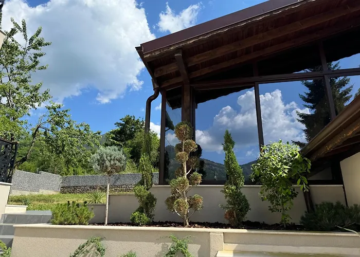 Гостевой дом B&B Rooms *