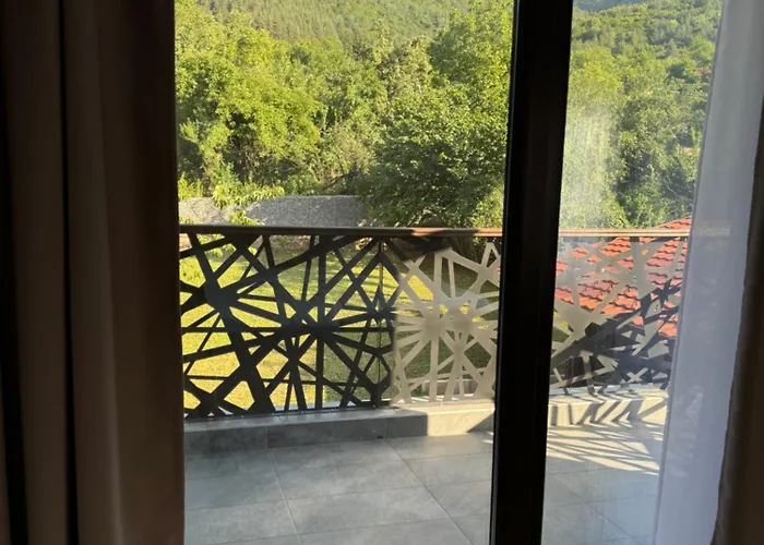 Гостевой дом B&B Rooms *